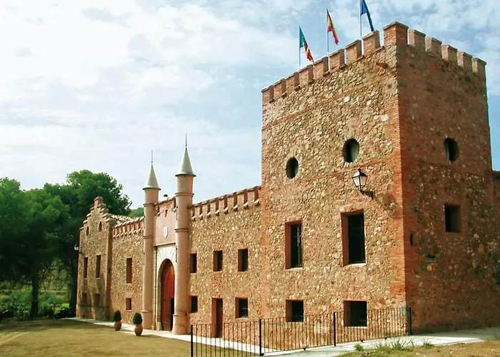 Masia De San Juan - Casas Numero 2 Y 4, Con Piscina En Masia Fortificada