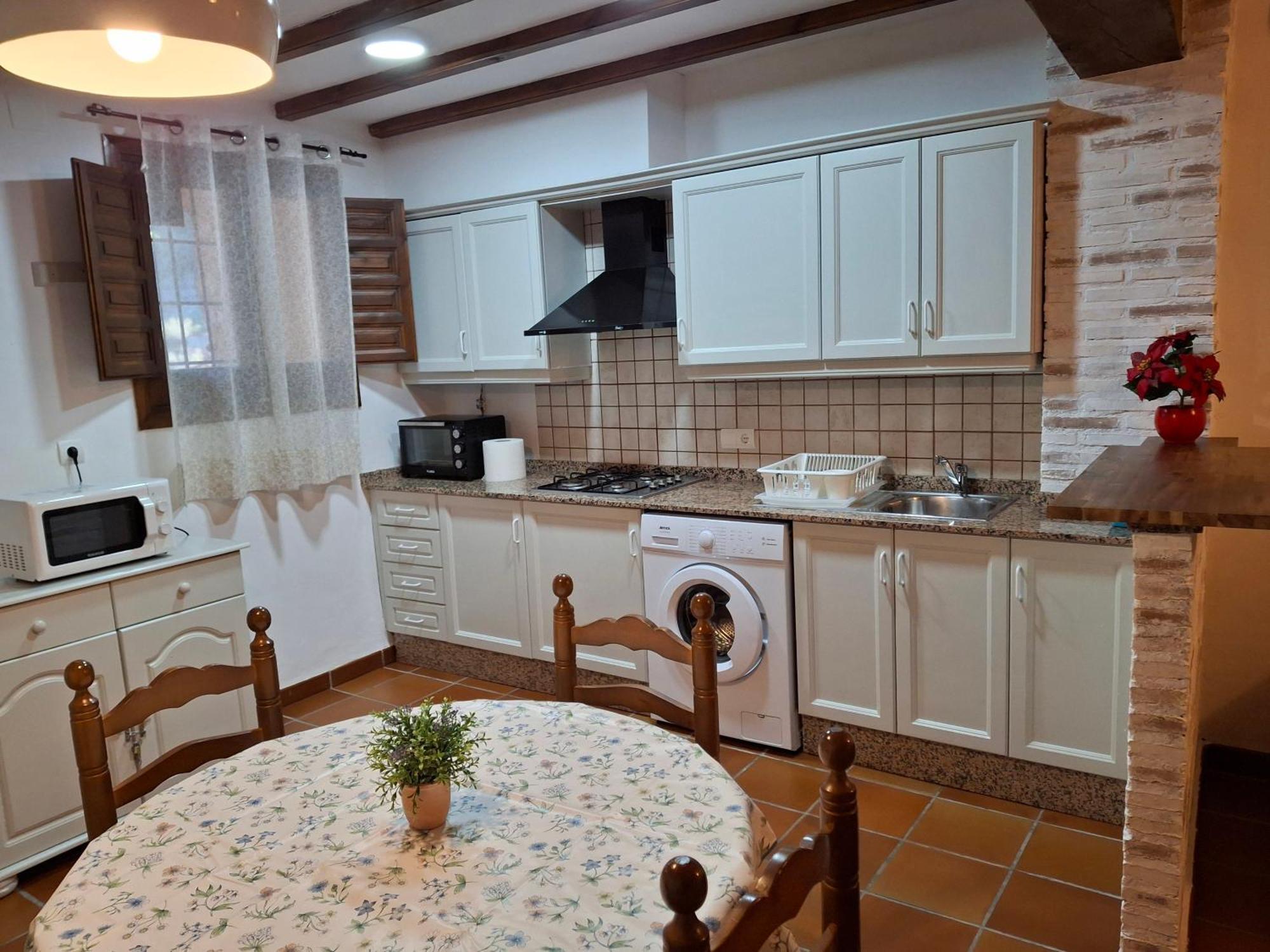 Apartment Masia De San Juan - Casas Numero 2 Y 4, Con Piscina En Masia Fortificada Segorbe